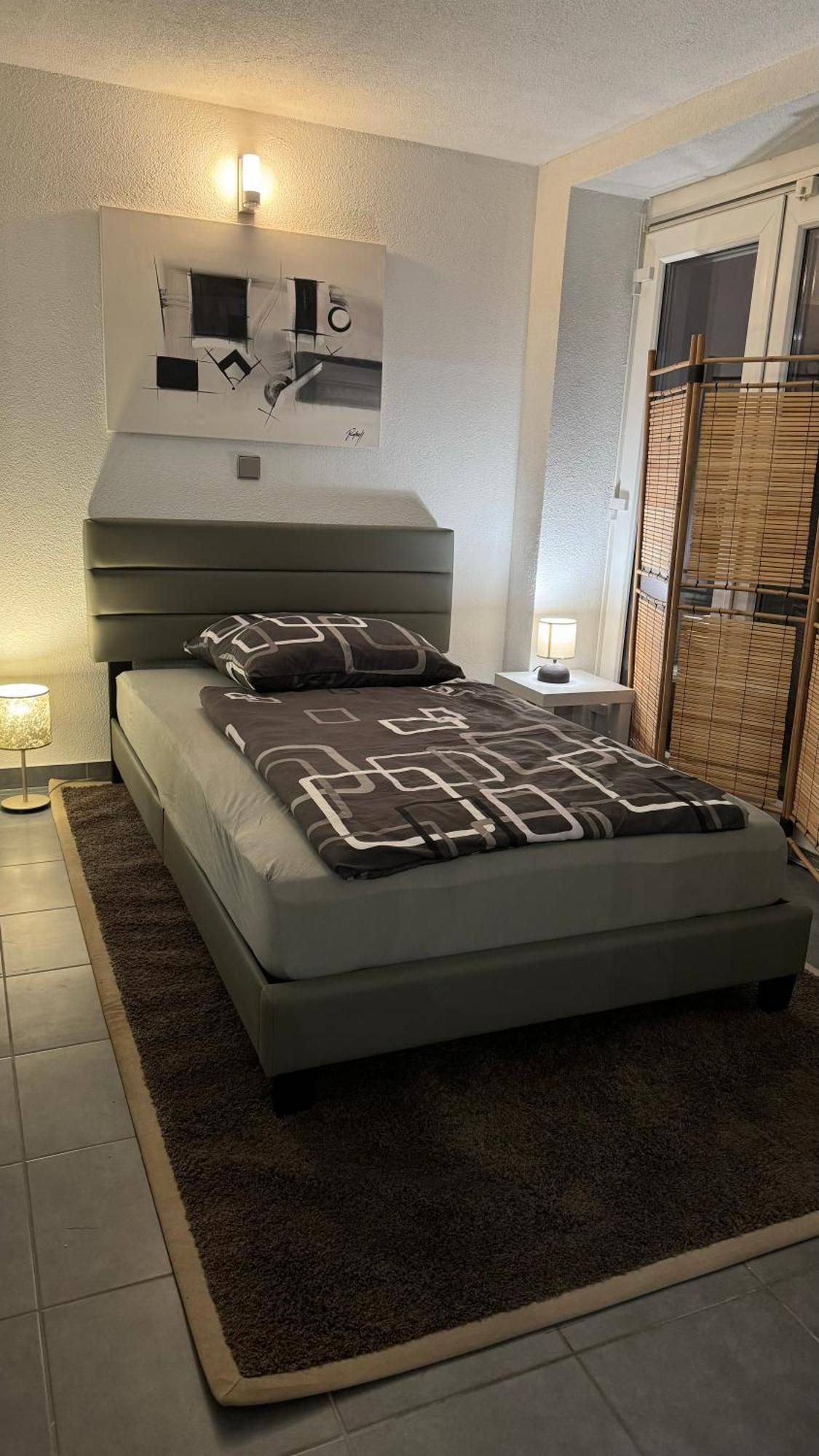 City Apartement Linz Fuer 5 Gaeste Mit Self-Checkin Und Kueche Exterior photo